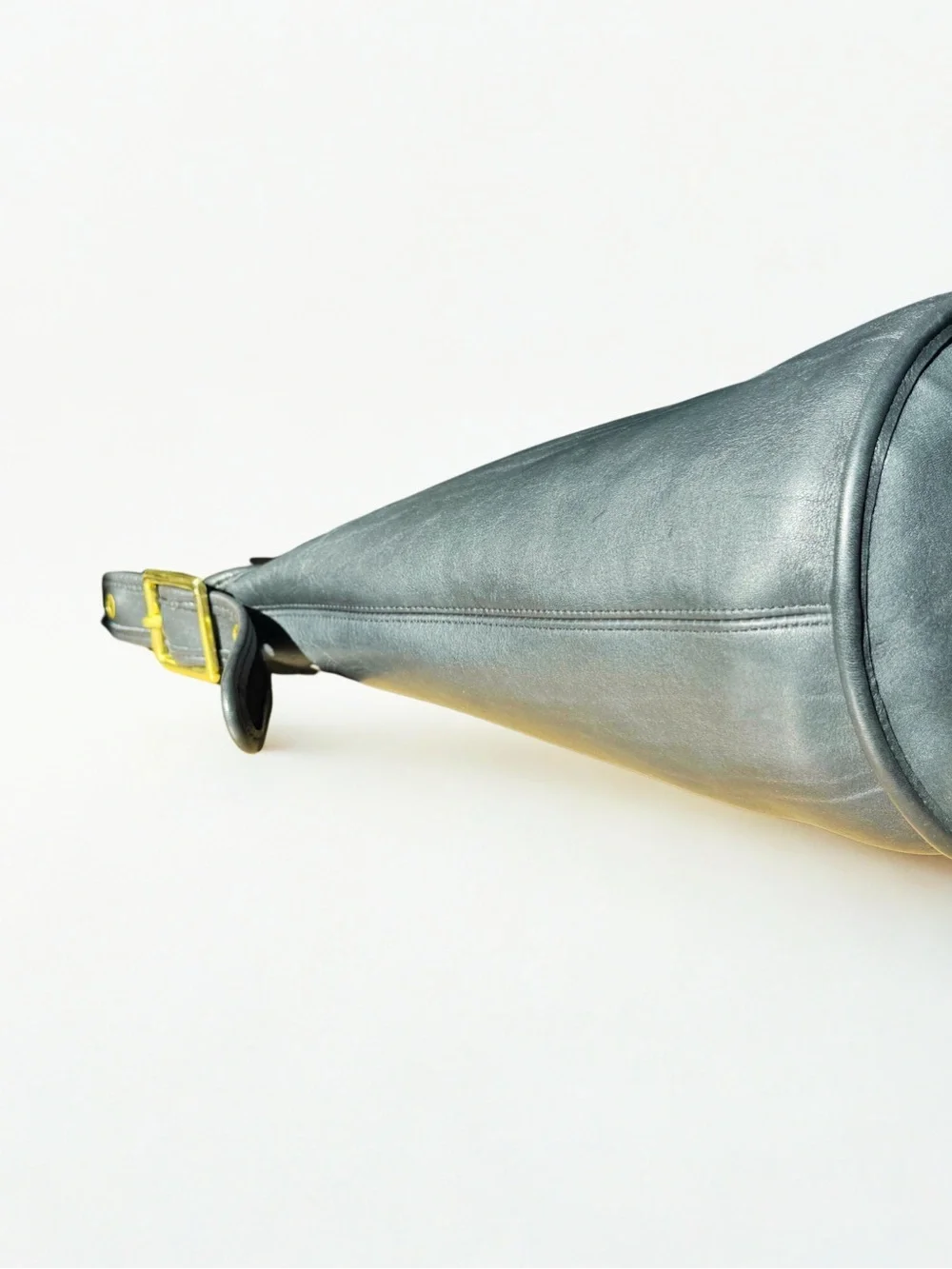 Vintage COACH Helen’s Legacy Bag 9953 Dark Navy Blue Leather Crossbody Bucket